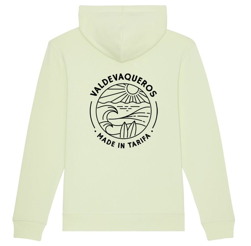 fotografia de sudadera cruiser con capucha verde mar con el diseño de valdevaqueros en negro